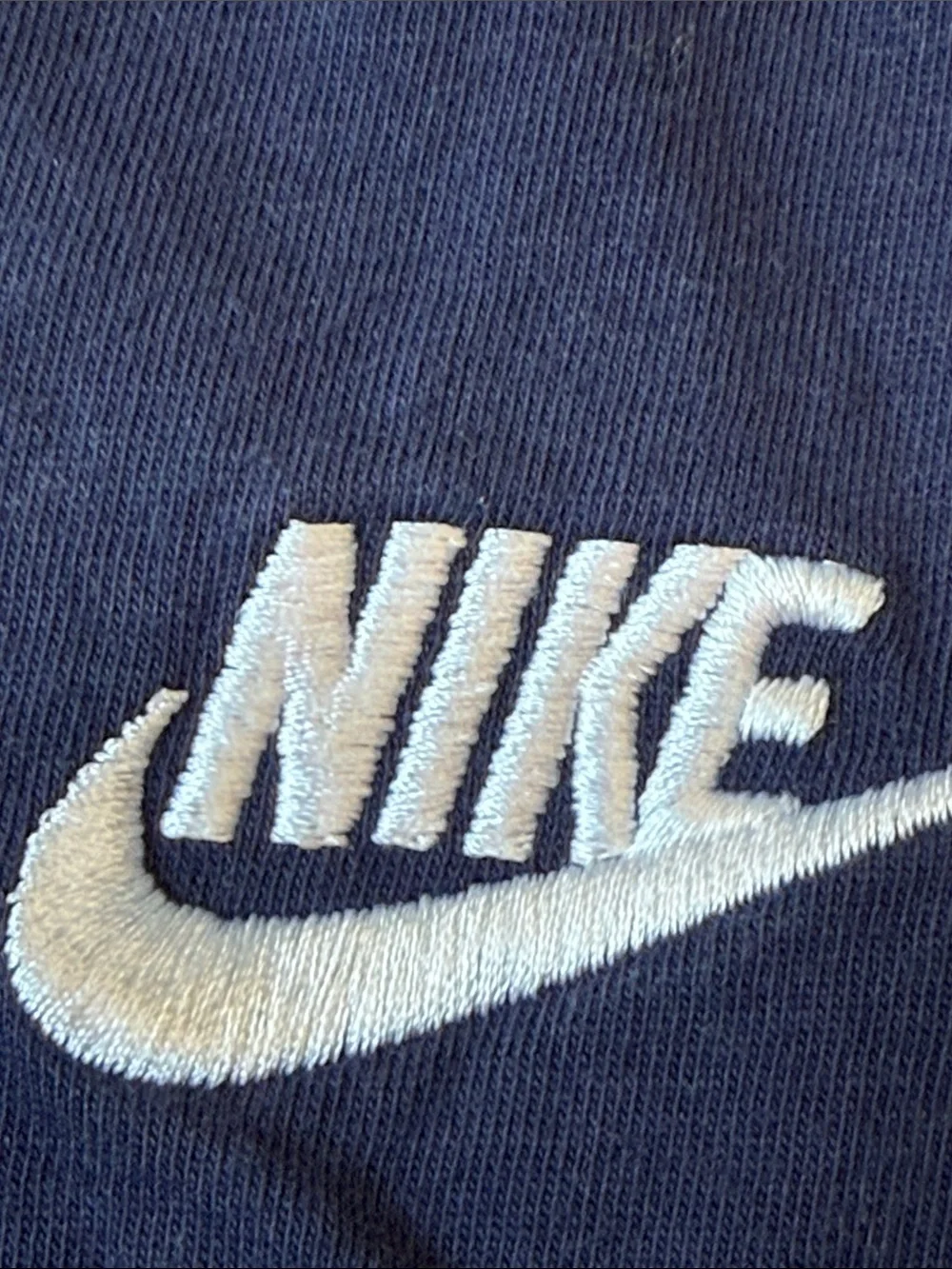 Nike Men's size small Blue Navy Short Sleeve Crewneck T-Shirt with White Logo